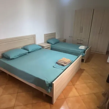 Golem Beach Apartament Hostel