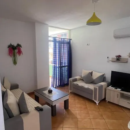 Golem Beach Apartament Golem (Tirana)